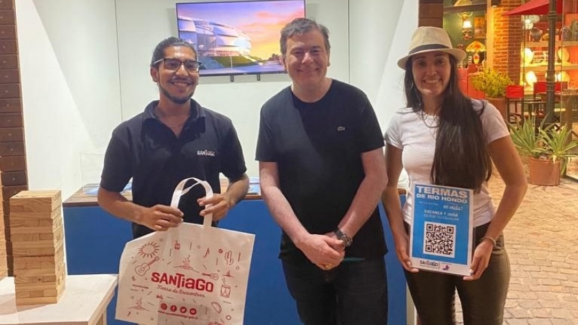 Zamora recorrió los espacios santiagueños en la Costa Atlántica