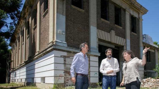 Katopodis y Moreira recorrieron las obras de restauración del edificio Estación Infancia de San Martín