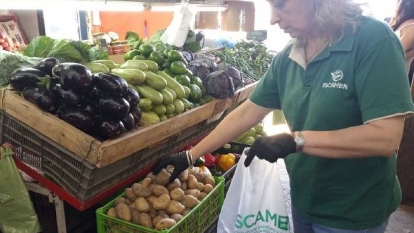 Iscamen avanza en el análisis de residuos de agroquímicos en mercados de frutas y verduras de Mendoza