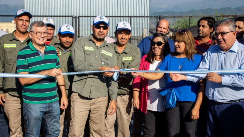 Raúl inauguró pozo de agua potable que dará solución a vecinos del norte capitalino