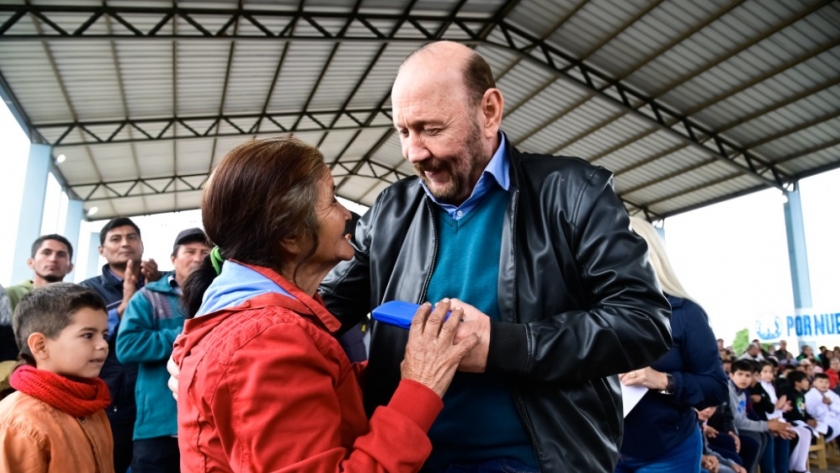 El Gobernador inauguró JIN en Pocitos e infraestructuras escolares transitorias en El Churcal y 14 de Julio