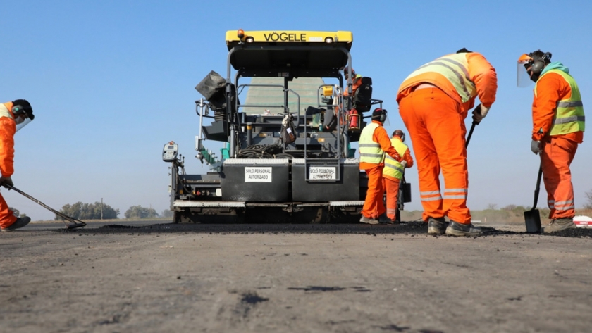 La Provincia realiza obras en el corredor productivo autopista Santa Fe Rosario