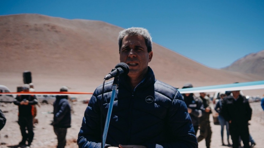 El gobernador Uñac dejó formalmente habilitado el Paso Internacional de Agua Negra Temporada 2023 – 2024