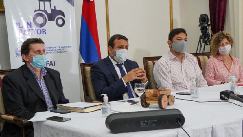 Plan Tractor, único en el país, con créditos prendarios a tasa cero y en pesos; una inversión provincial de $500 millones