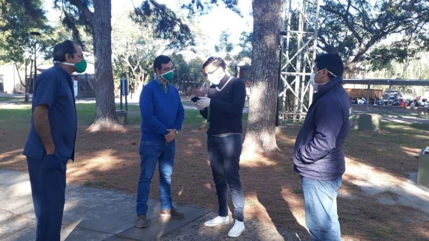 "Agua Potable en cada Hogar" en Riachuelo y El Sombrero