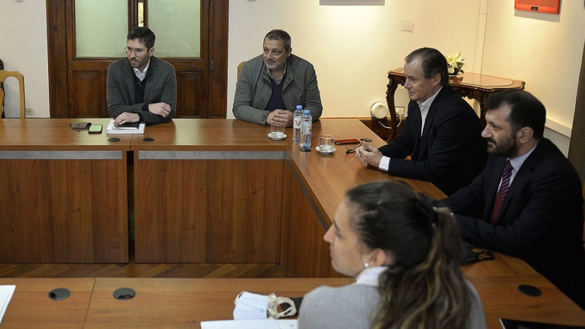 Entre Ríos proyecta llevar carreras universitarias a toda la provincia a través de la educación a distancia
