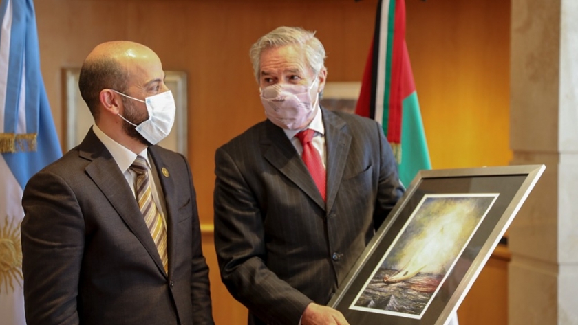 Argentina fortalece su vínculo con los Emiratos Árabes Unidos