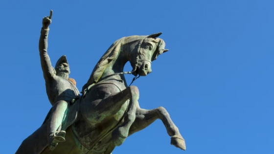 San Martín: Homenaje en la plaza para recordar al Padre de la Patria este domingo 17 de agosto