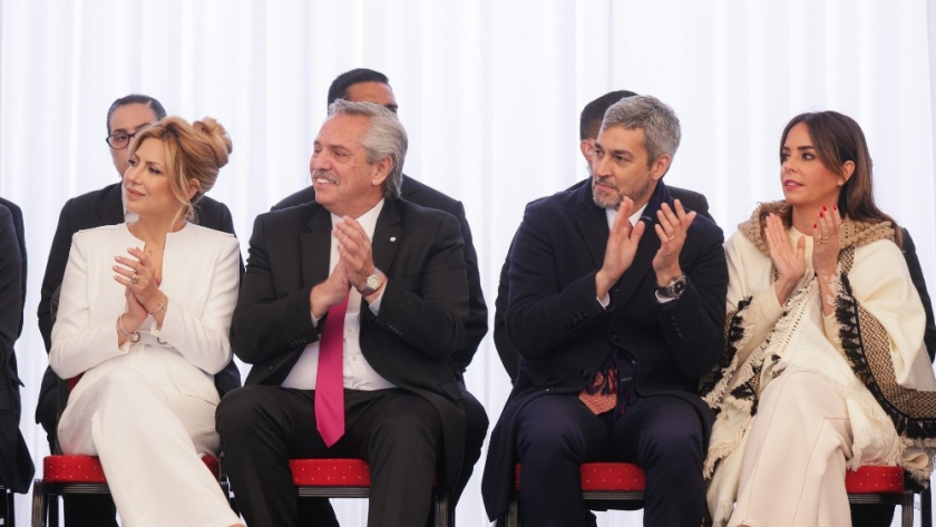 “En los tiempos que vivimos la unidad del continente y de nuestros pueblos es central”, indicó el Presidente en Paraguay