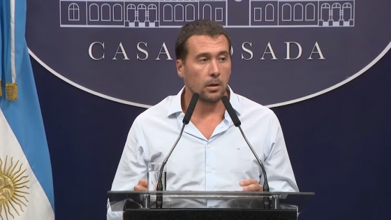 Hidrovía: el Gobierno avanza con la licitación y promete una baja del 15% en los costos para exportar