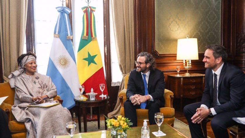 Argentina y Senegal se presentarán en la COP 27 como acreedores ambientales por los efectos que genera la contaminación en los países del sur