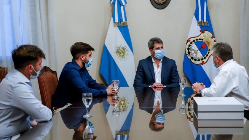 El gobernador recibió a empresario sanjuanino del rubro alimenticio