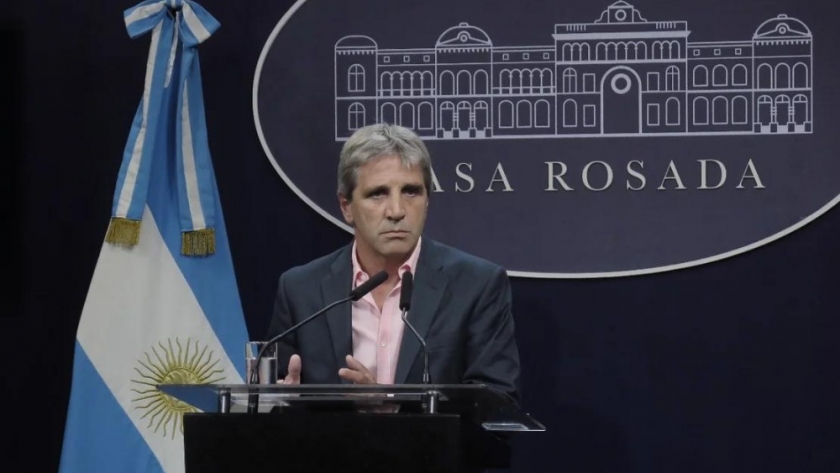 Caputo acelera acuerdos con provincias y fortalece el frente político del Gobierno antes de debates clave