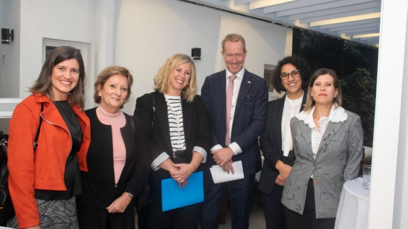 Ambiente participó en un intercambio sobre descarbonización y transición energética con Noruega