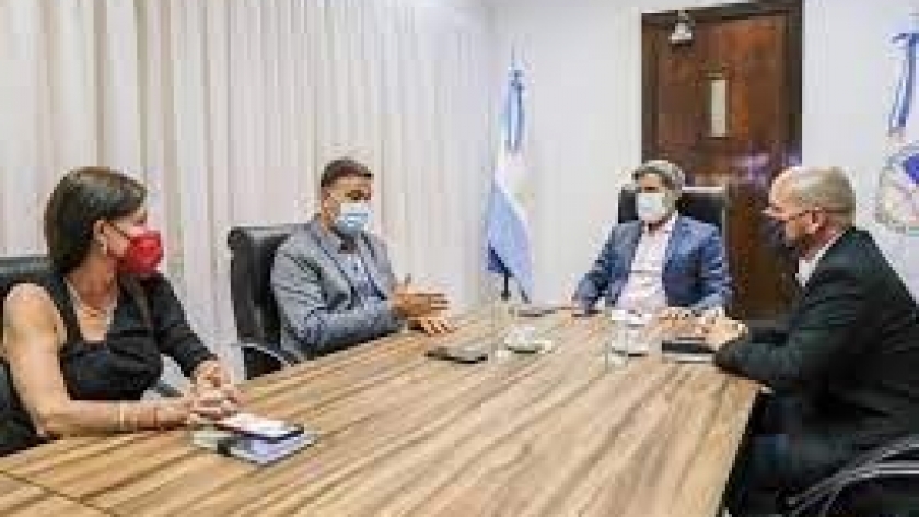 El Ministerio de Transporte mantuvo reuniones de trabajo con Jetsmart, Flybondi y Aerolíneas Argentinas