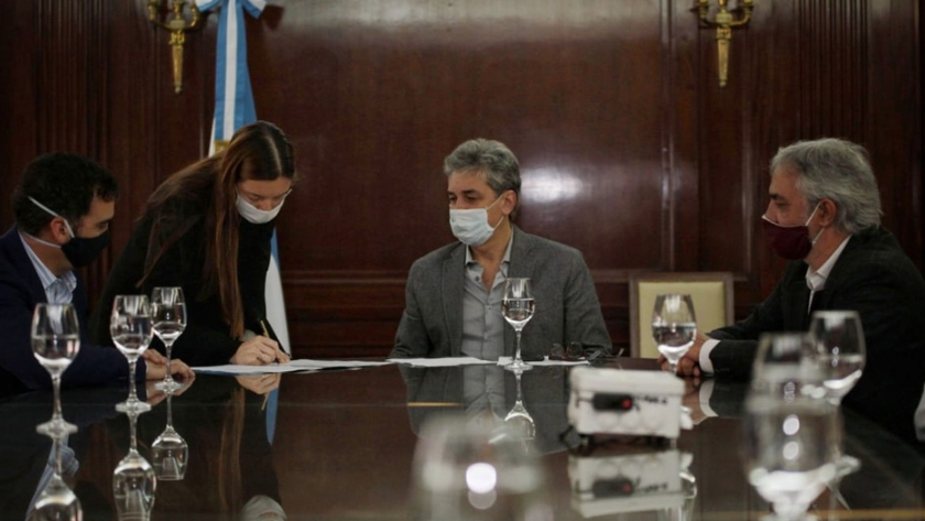 Ambiente entregó al Gobierno porteño sensores para medir la calidad de aire durante la pandemia