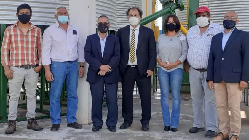 Parque Industrial de Perico: el ministro Álvarez García dialogó con emprendedores