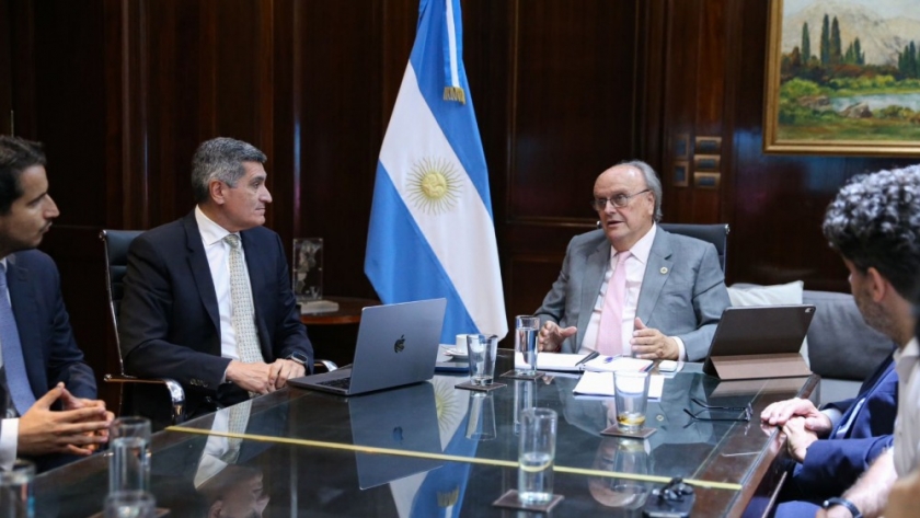 Se reúnen los equipos de transición de gobierno en Industria e Innovación Tecnológica