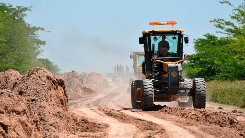 Comenzaron los trabajos de reparación de caminos rurales en Brandsen