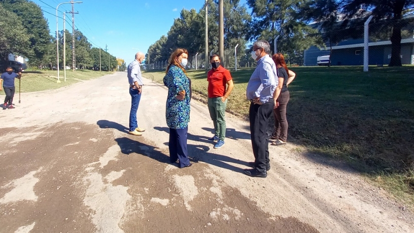 Vialidad firmó un convenio con la comuna de General Racedo para realizar obras dentro de ese ejido