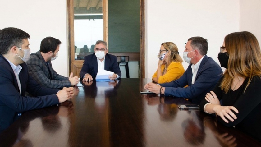 Raúl recibió a la jefa de Agencia Territorial Catamarca por aumento del empleo registrado