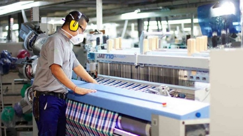 Festejamos la industria: este domingo 5 exposición de diseño textil y emprendimientos en el parque de la democracia