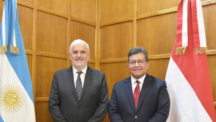 Vilella recibió al Embajador de Indonesia, Sulaiman Syarif