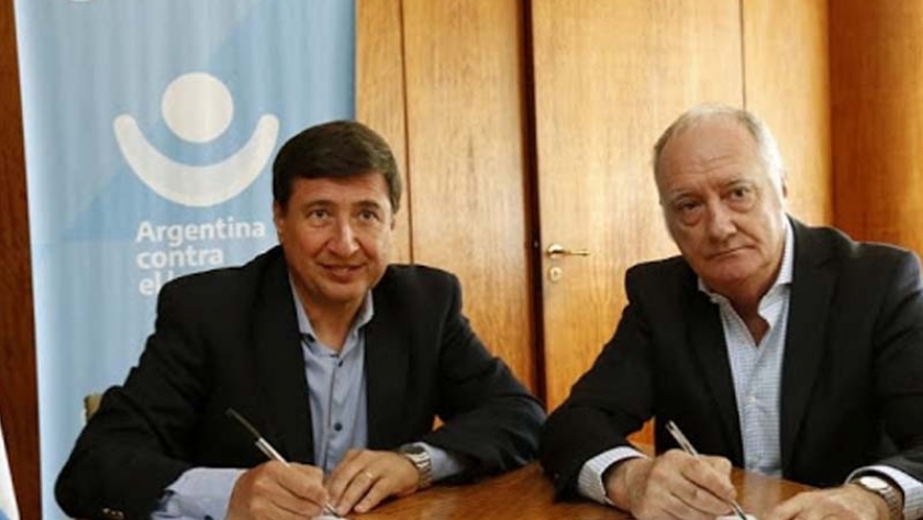 Se firmó un convenio con APOC para auditar el Plan Argentina contra el Hambre