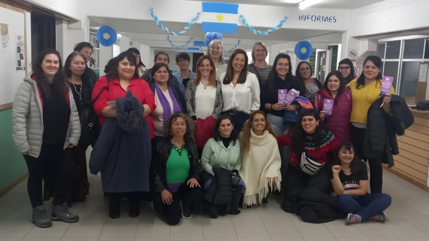 Carreras se reunió con organizadoras de Encuentro de Mujeres y Disidencias