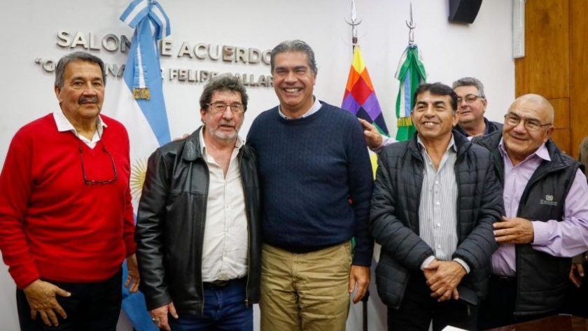 *Capitanich analizó junto a trabajadores municipales* propuestas para mejorar sus condiciones laborales