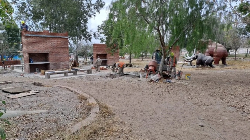 Avanzan obras para el parque urbano en B° Tupac Amaru