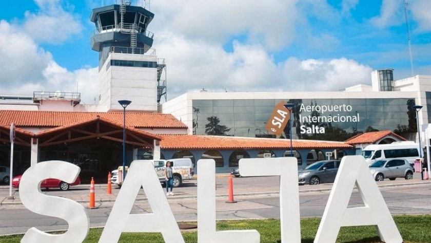 Sáenz gestionó la reducción de la Tasa de Uso para vuelos internacionales