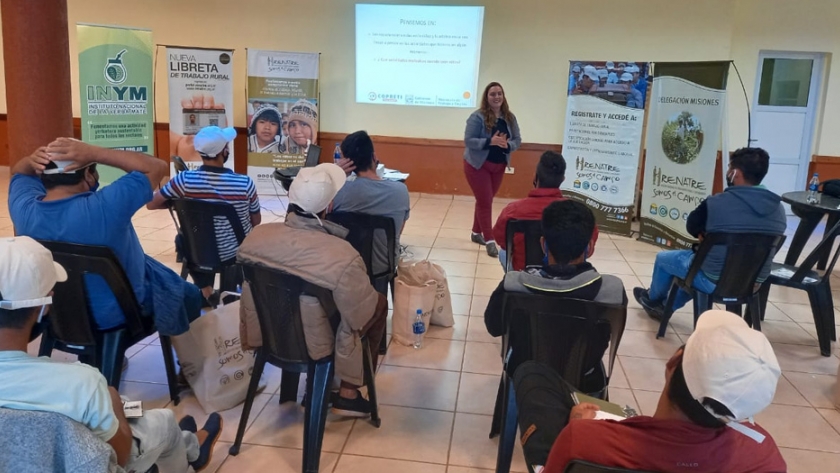 Trabajo y Renatre capacitaron a trabajadores tareferos