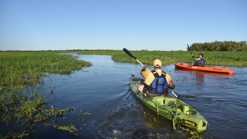 Renace la Laguna Setúbal: un viaje en kayak entre nuevas islas y ecosistemas recuperados