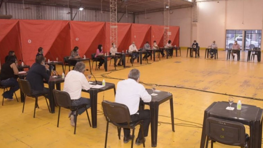 Provincia y municipios de las regiones 5 y 6 avanzan en el Plan de Manejo de Residuos Sólidos Urbanos