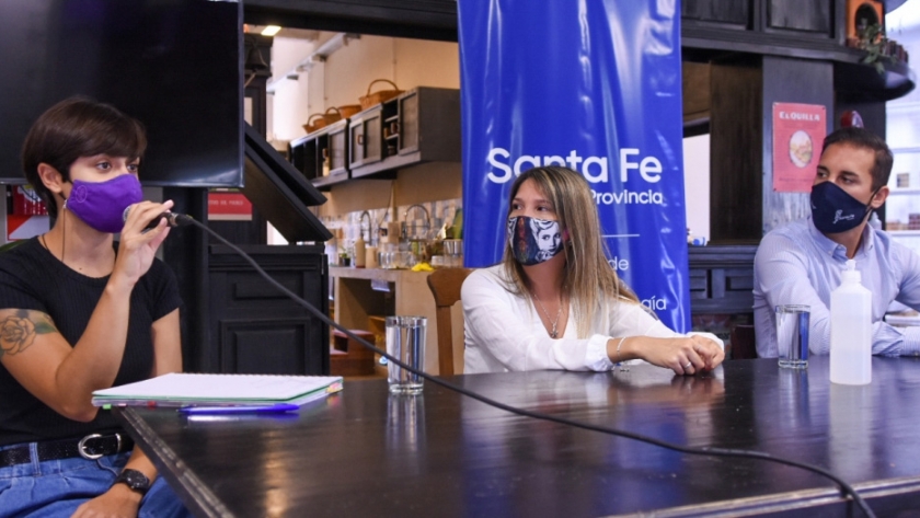 La provincia acompaña el trabajo de mujeres cooperativistas y mutualistas