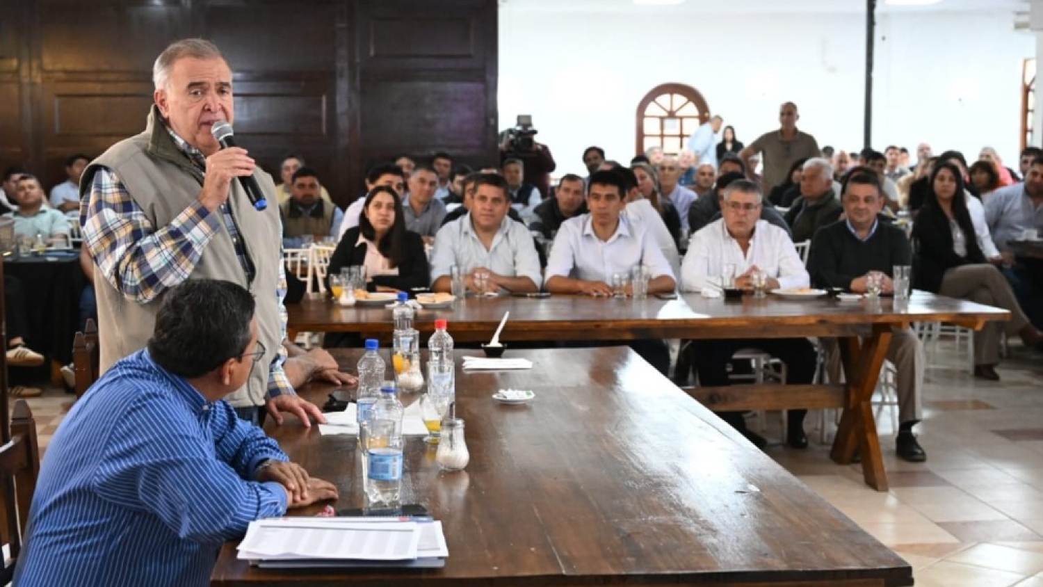 Osvaldo Jaldo encabezó una reunión con las comunas rurales para fortalecer la gestión en el interior tucumano