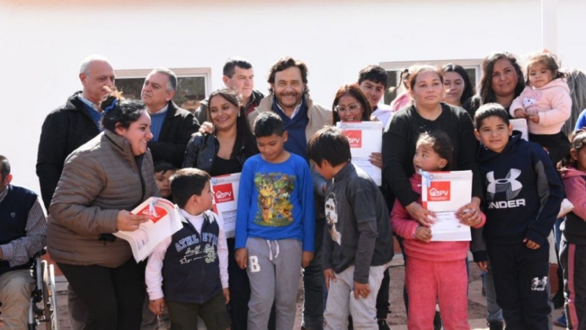 Gustavo Sáenz anunció la repavimentación de 30 kilómetros de la RP N°5