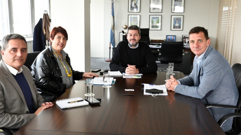 Se articulan políticas y estrategias de promoción turística con Nación
