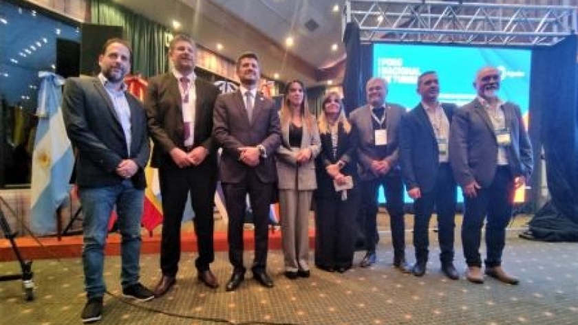 Santa Cruz participó en el Foro Nacional del Turismo en Ushuaia