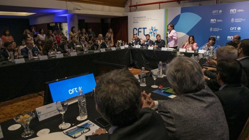 Carreras pidió “mejorar el control de precios” en los destinos turísticos