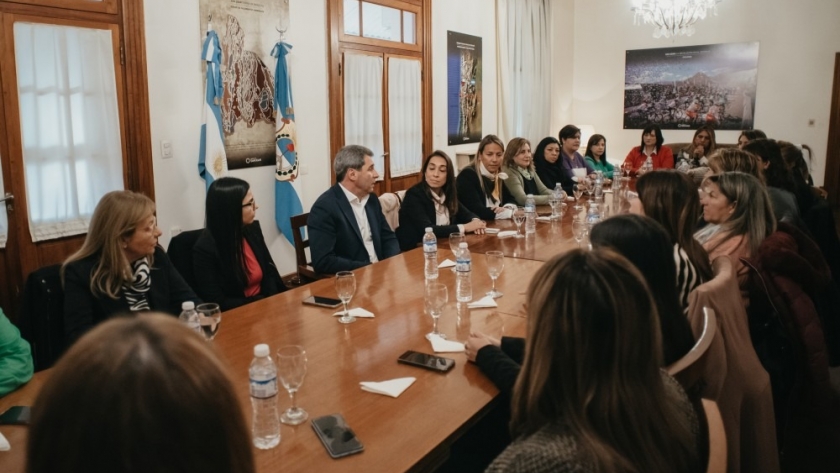 Sergio Uñac recibió a intendentas, concejalas y diputadas electas