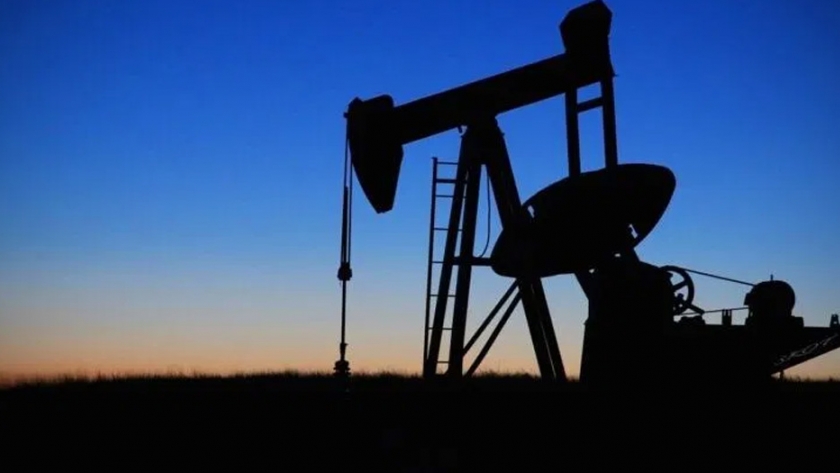 El precio interno del barril de petróleo será de u$s45