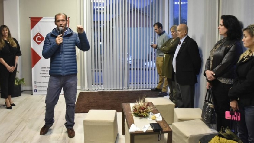 Gutiérrez destacó el trabajo coordinado de las cámaras de Villa La Angostura