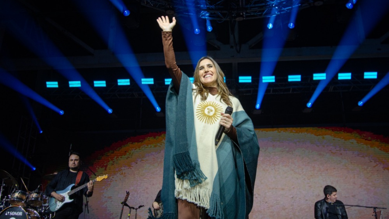 Poncho 2026: Soledad y Karina conquistaron la tercera noche y reafirmaron el carácter federal del festival