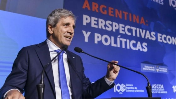 Caputo aseguró que el empresariado argentino “está alineado y comprometido con el proyecto del Gobierno”
