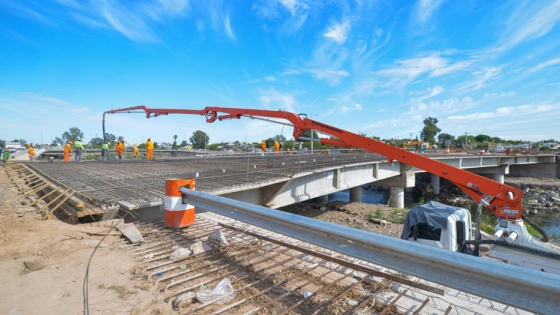 Avanza la construcción del nuevo puente Sargento Cabral