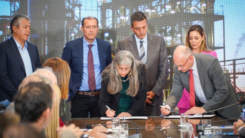 Se firmó el convenio para la reactivación de la PIAP