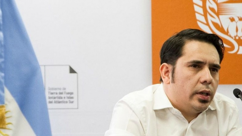 Runín: "El gobierno ha tomado un conjunto de medidas sanitarias y económicas muy importantes para afrontar la situación"