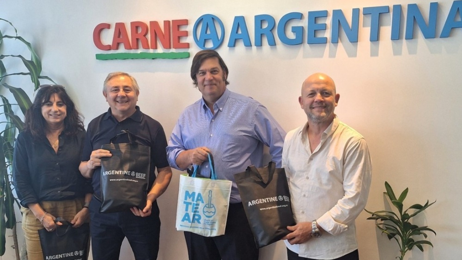 El INYM y el IPCVA avanzan en una estrategia conjunta para promover la yerba mate y la carne argentinas